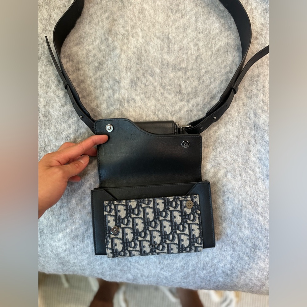 CHRISTIAN DIOR DOUBLE WALLET MESSENGER BAG